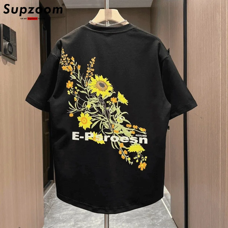 Supzoom New Arrival Summer Top Fashion Neutral Artistic Texture Sunflower Embroidery O-neck Casual Heavy Cotton Loose Men Tshirt