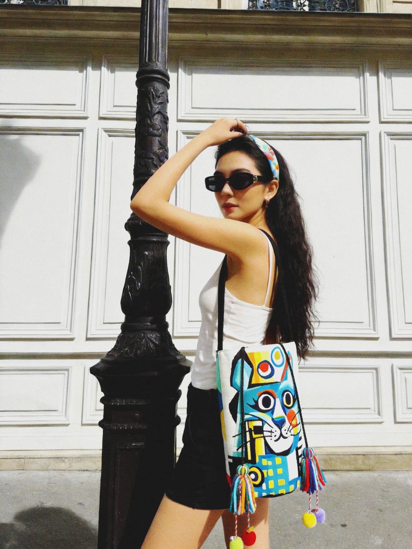 Mr.  Original  Abstract Canvas Shoulder Bag Casual Bucket Bag Korean Large Canvas Bag Artistic Retro Unisex Daily Use