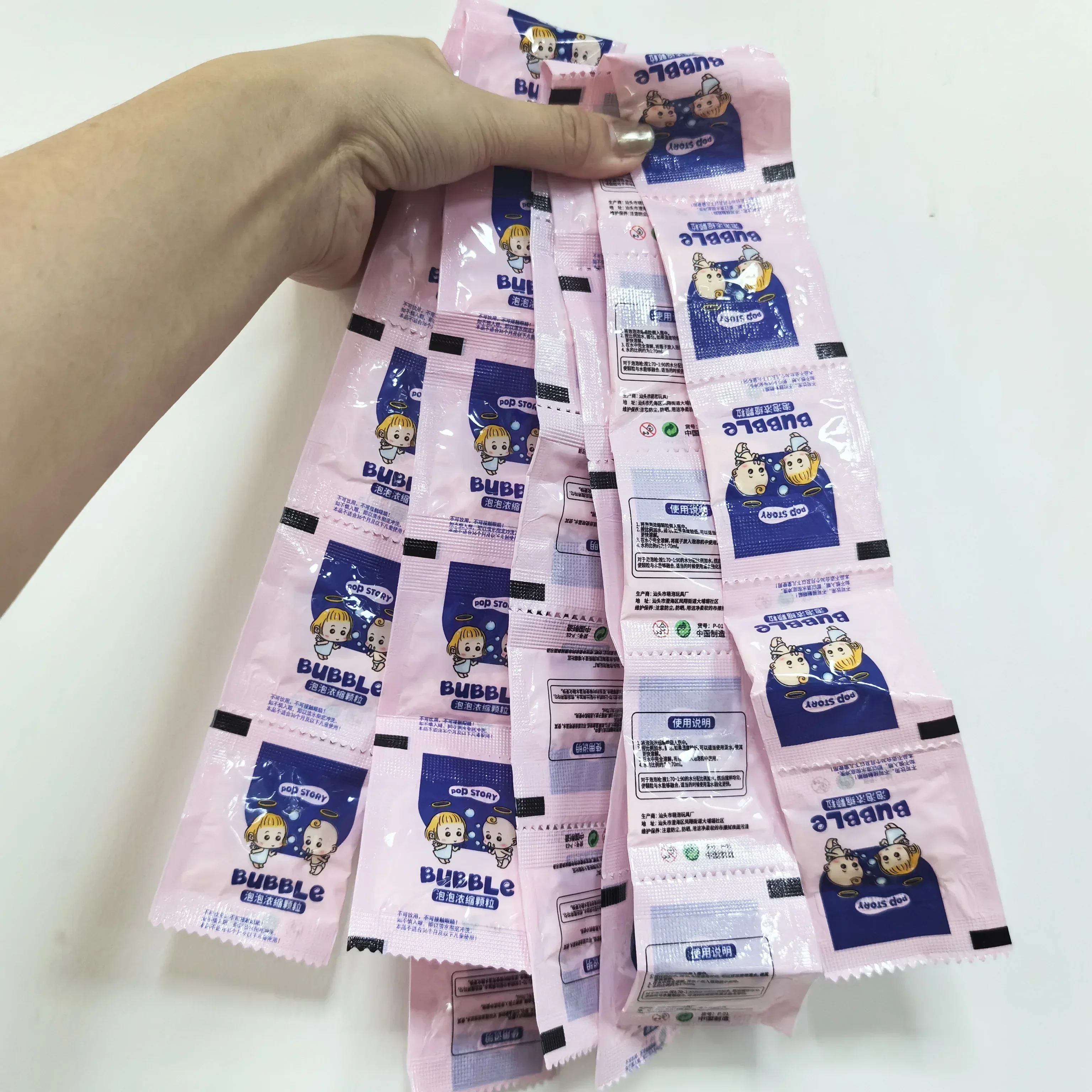 10-40 stks Bubble Machine Supplement Vloeibare Kleurrijke Bubble Geconcentreerde Korrels 10 stks ≈ 750 ml Bubble Gun Supplement Korrels