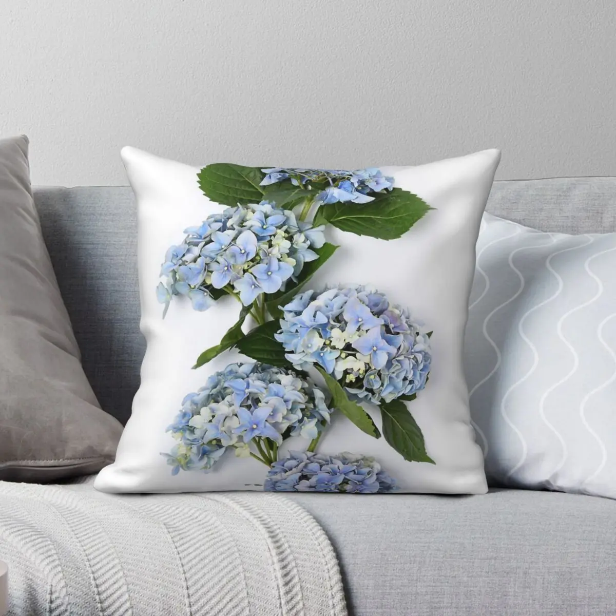 Bouquet Of Blue Hydrangea Flowers Square Pillowcase Polyester Linen Velvet Creative Zip Decor Home Cushion Cover