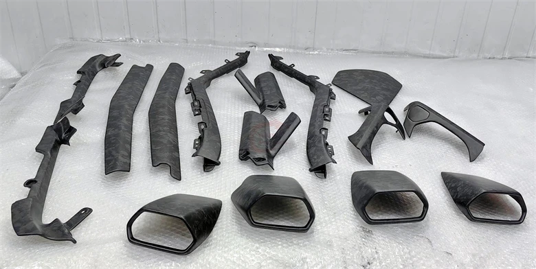 OEM Style Forged Dry Carbon Fiber Interior Door Handle square Disk Center Console Panel for  LP580 LP610 EVO