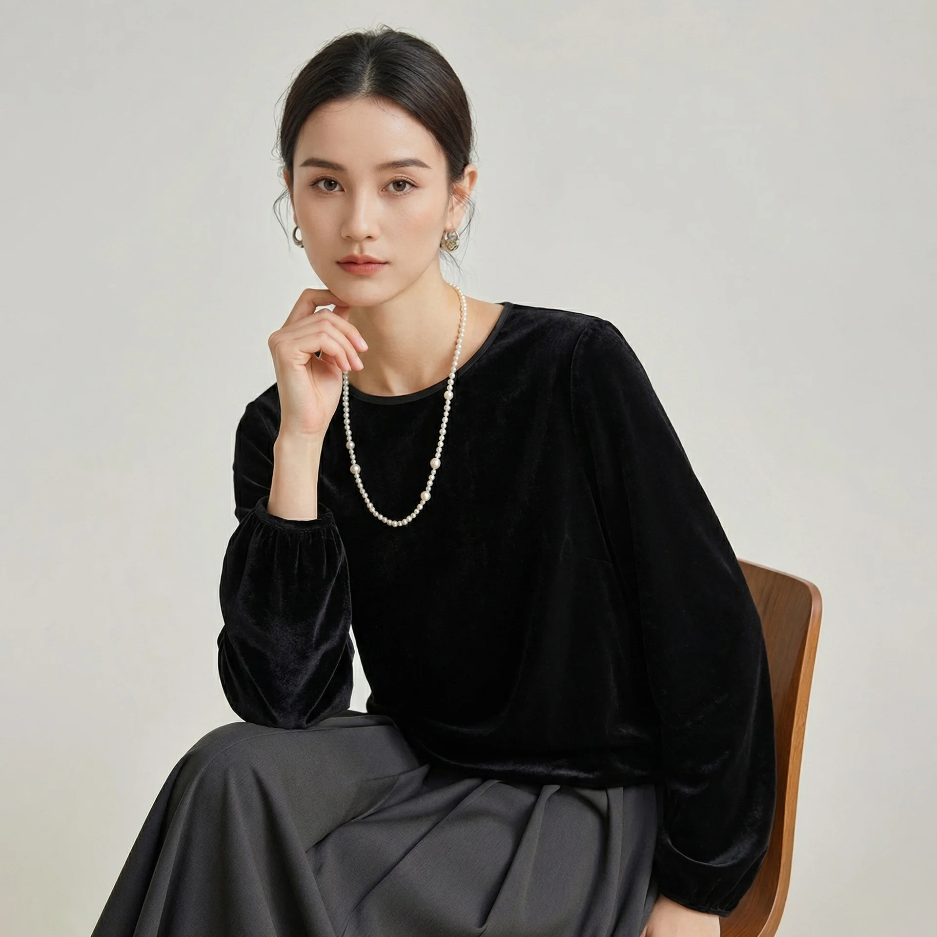 

2026 Spring Mulberry Silk Velvet Shirt Women Retro Puff Sleeve Blouse Long Sleeve Office Top Basic Shirt New