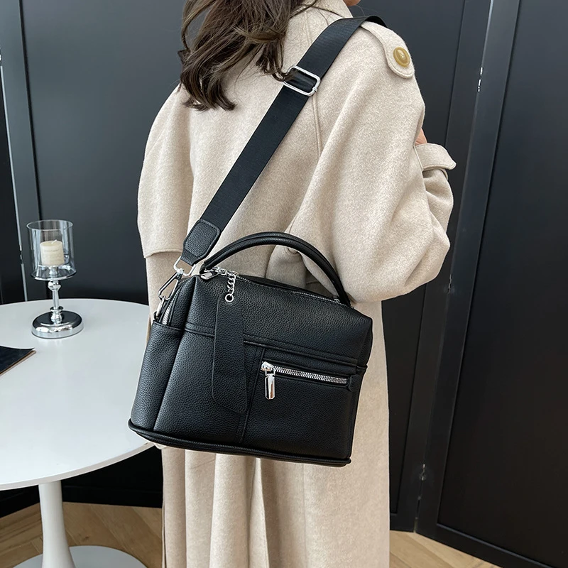 

Sleek Minimalist Leather Handbag For Women Designer Crossbody Shoulder Bag Slim Ladies Tote Purse