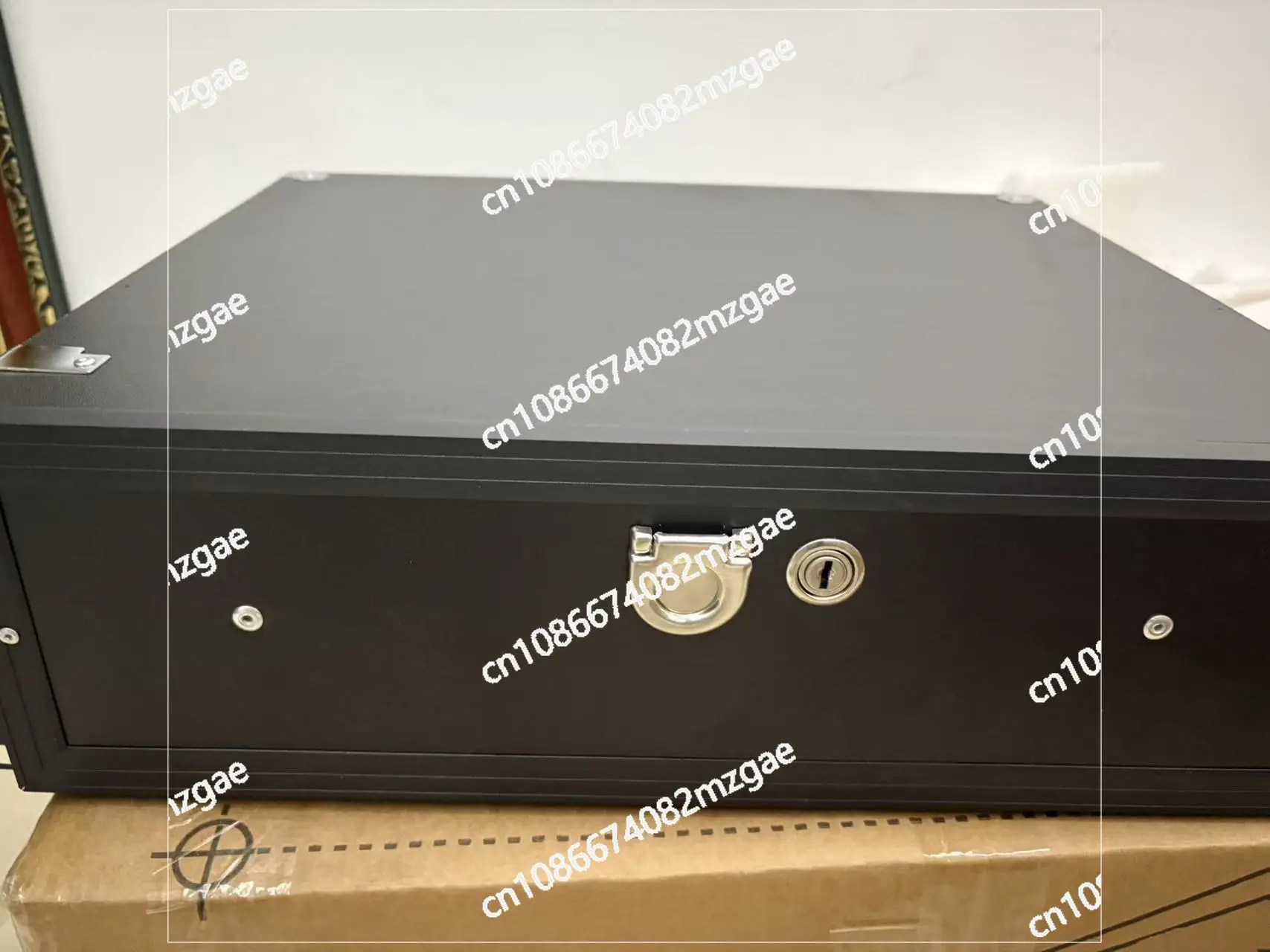 19 inch 2U drawer with lock, suitable for ABS air case, microphone cabinet 3U solid wood microphone receiver, engineering case