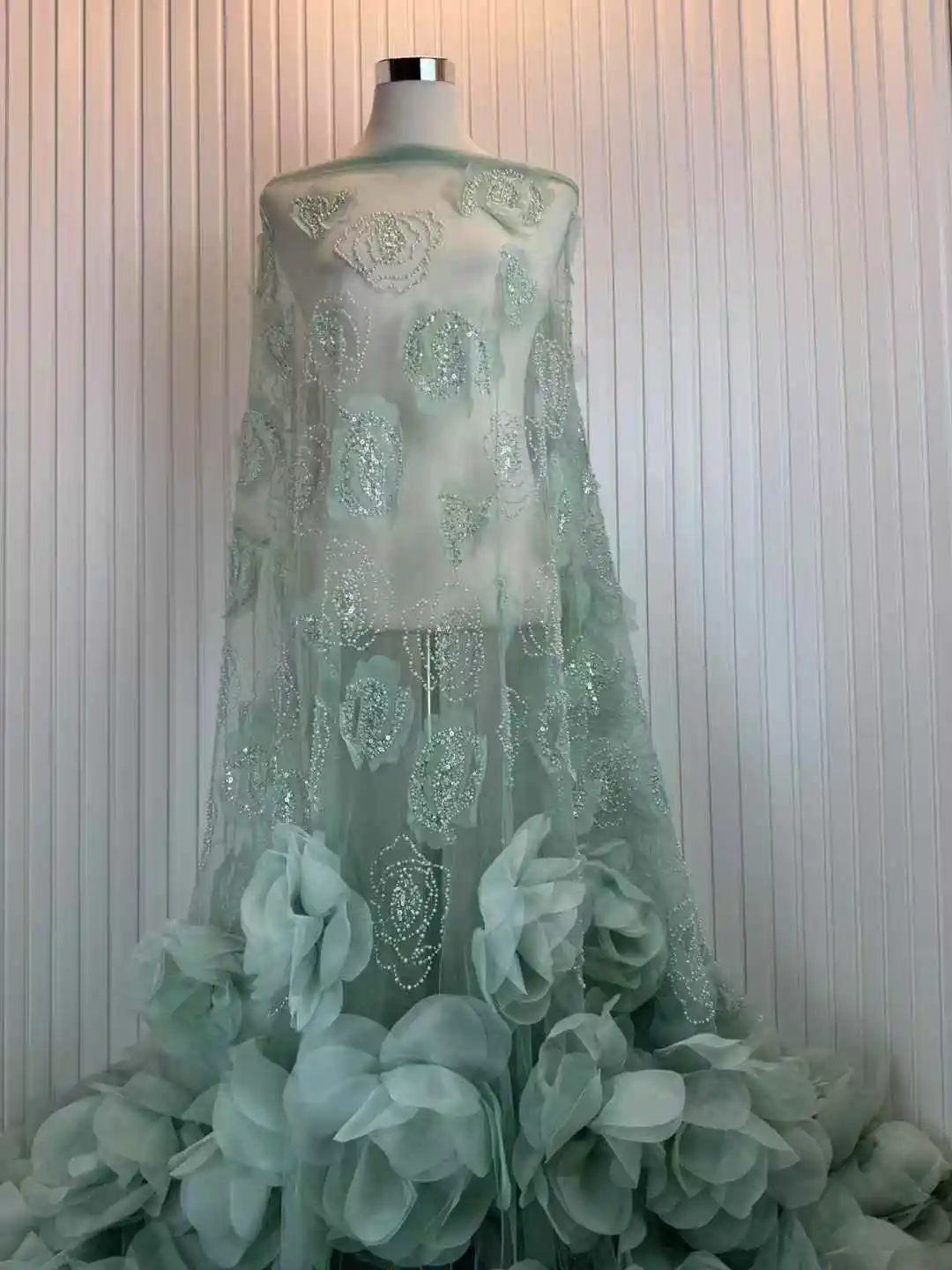 2025 Latest Nigerian 3D Flower Beaded Lace Fabric Hand Beaded Lace Fabric Luxury French Embroidery Beads Lace Fabric For Wedding