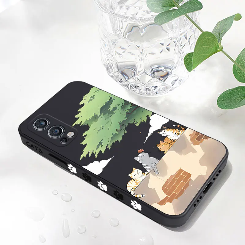 Etui na telefon Lazy Cats do Oneplus Nord 2 9R 9 8T 8 7 7T Pro 6 5G Liquid Silicone Cover z paskiem na rękę