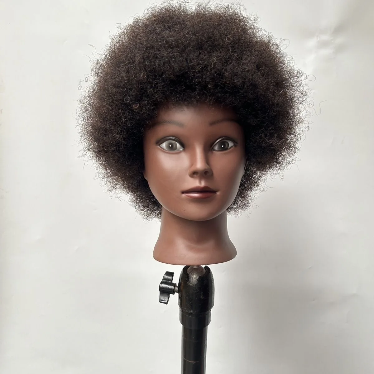 

Hairdressing Full True Hair Apprentice Practice Hair Cutting Doll Head Model Barber Shop Hot Dye Special Model Black Head.