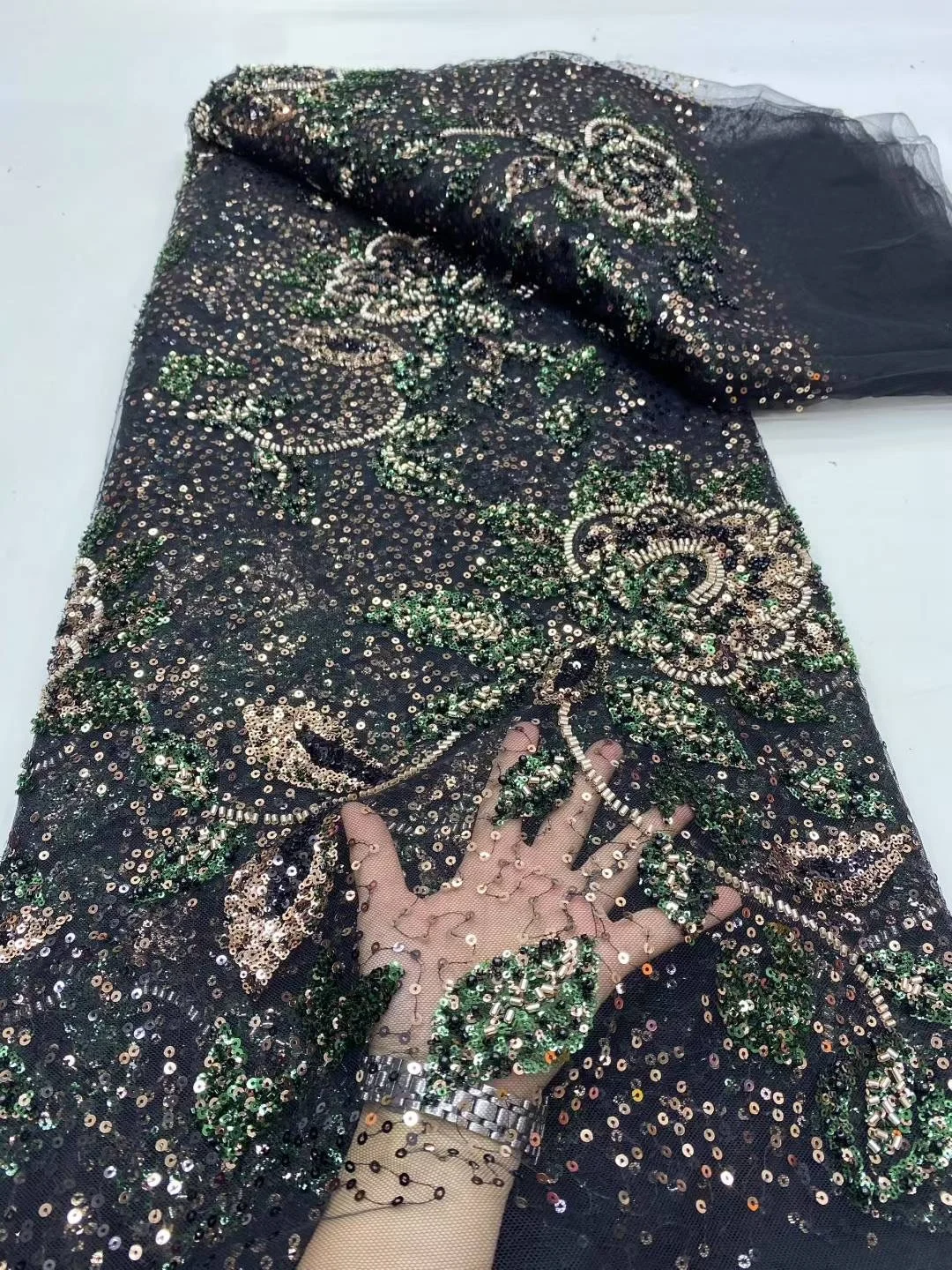 

2025 High Quality African Nigerian Tulle Lace Fabric Sequins Embroidery French Guipure Wedding Party Dress Beaded 5Yards DP0425