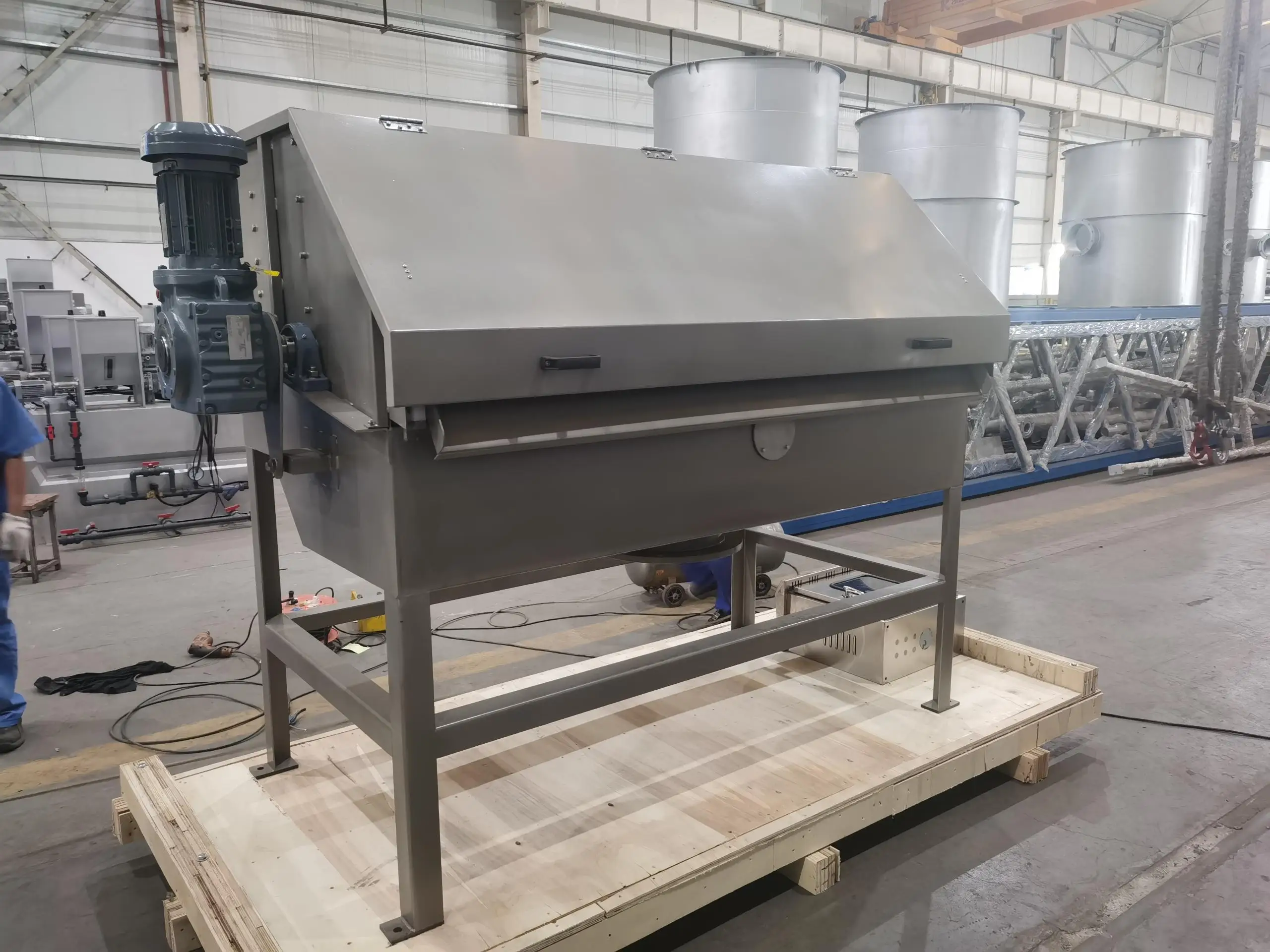 Aquaculture Rotary Drum Filter Mechanical bar Screen Ss304 for Vacuum