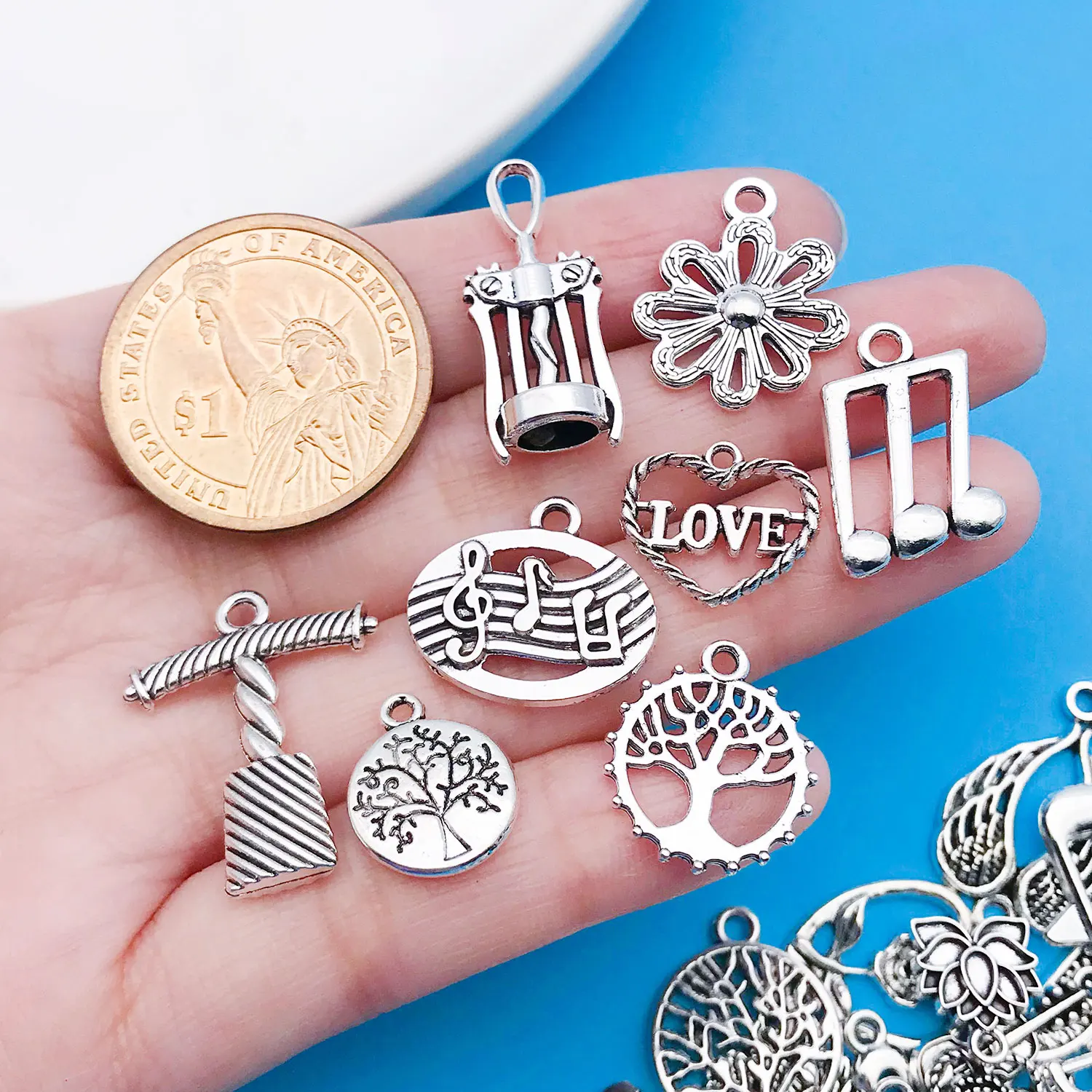 Thumbnail 3 - #13 Compare Pendant Charm Bracelets Before You Buy