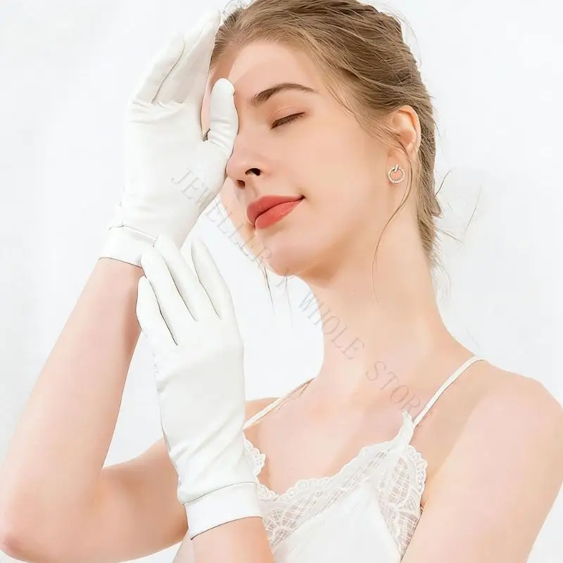 R7UF Luxurious Silk Gloves Comfortable Handwear Short Sleep Gloves For Sensitive Skin Gentle Sleep Hand Protectors for Women
