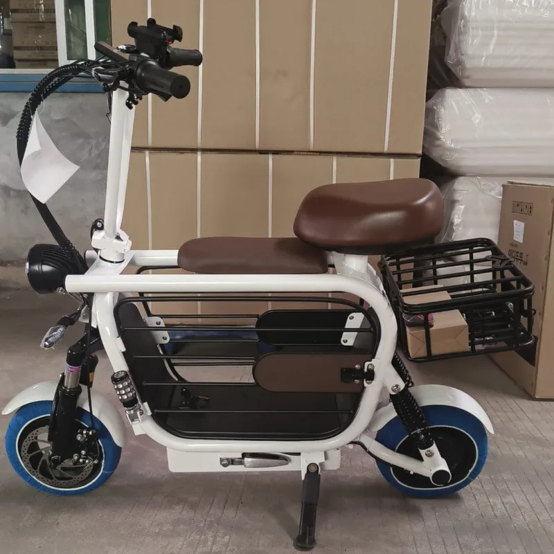 

Yidi Urban Pet Electric Scooter with Shock Absorption 2-Seat Design for Owner and Pet