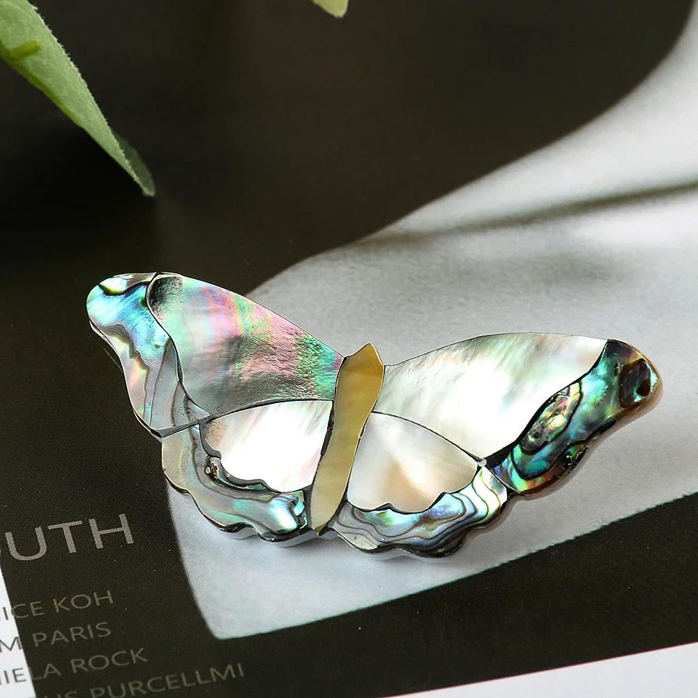 Natural Freshwater Shell Electroplated Butterfly Brooch Elegant Artistic Temperament Pin Dress Anti-lapse Pins Decor Accessories