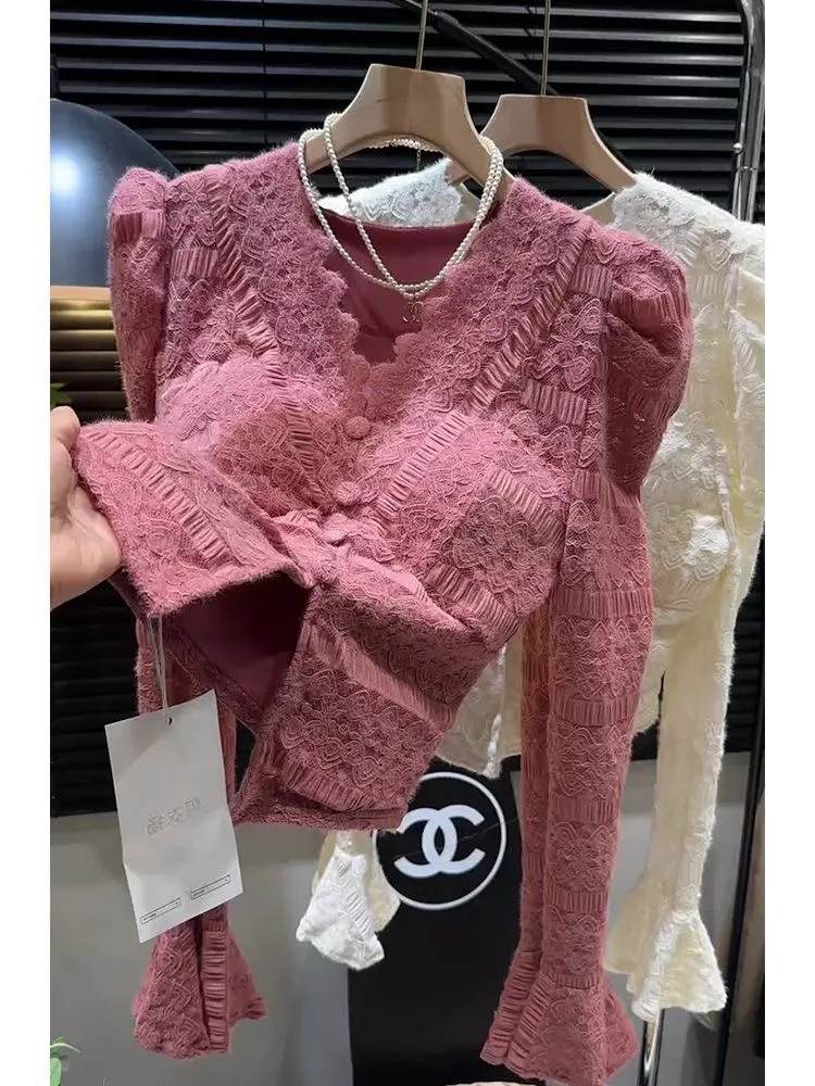 Spring 2026 Blue Bell Sleeve Bubble Shirt Women's V-neck Lace Trim Base Shirt Commute Style Korean Version Slim Fit Long Sleeve