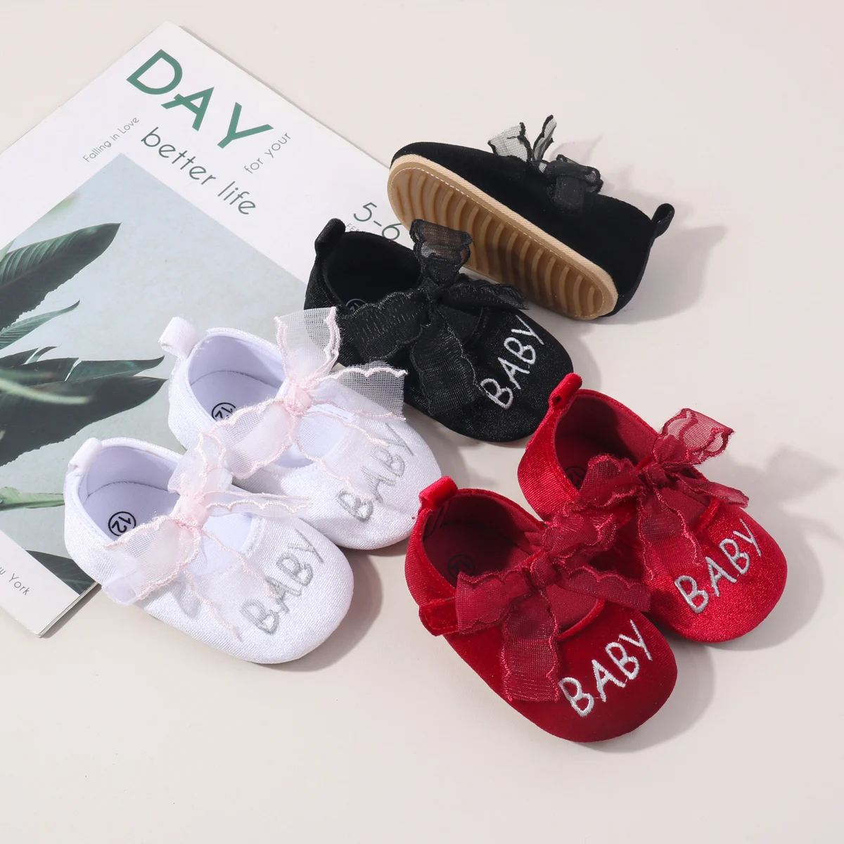 

2025 New Design Baby Girls Toddler Shoes 0-18M Spring Autumn Soft TPR Sole First Walking Casual Fashion Footwear BMF5177
