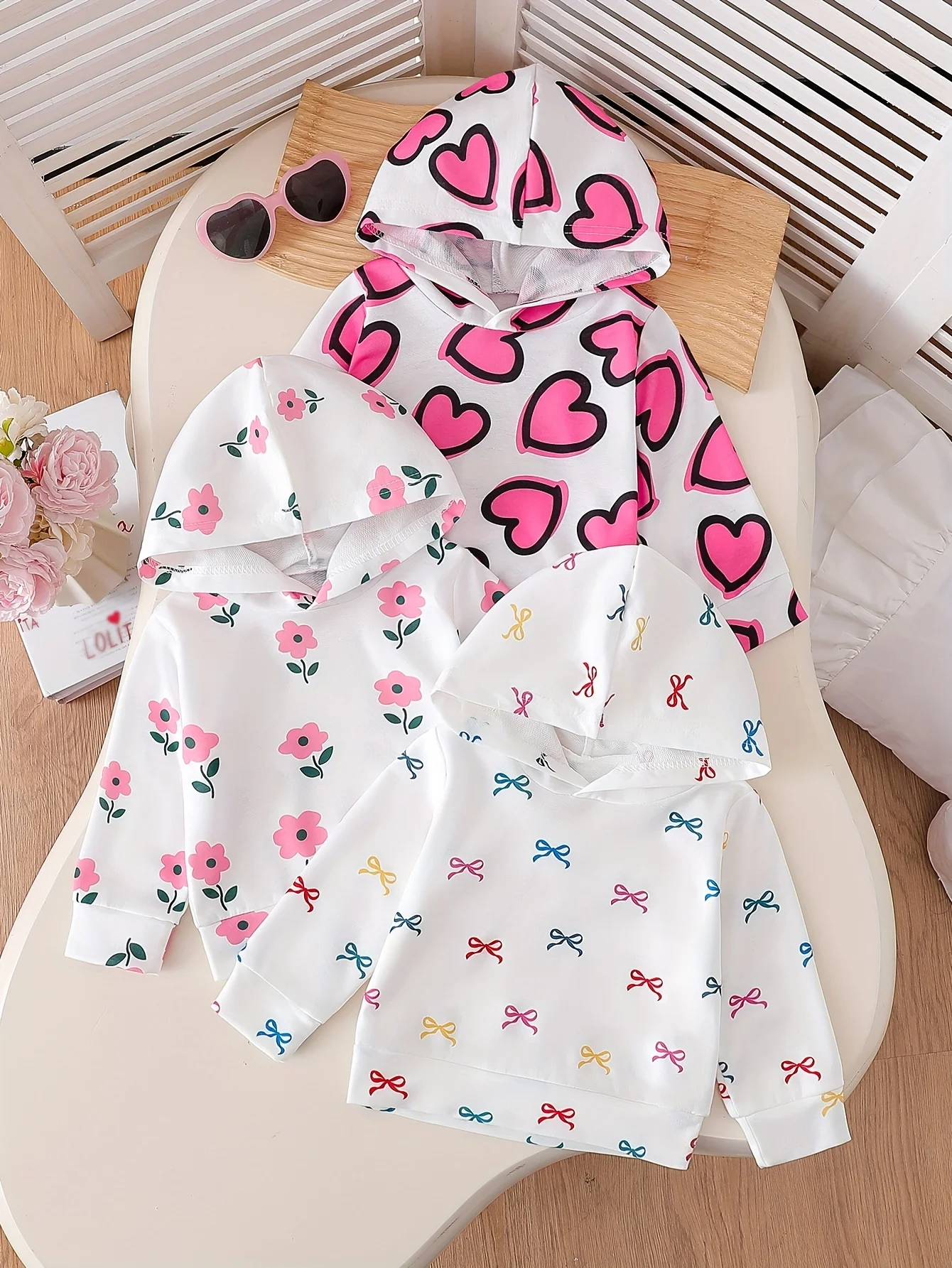 

Весенне-осенний комплект с капюшоном с принтом сердца/цвета/банта для маленьких девочек, милый повседневный одинаковый стиль, подарок на день Святого Валентина/день рождения