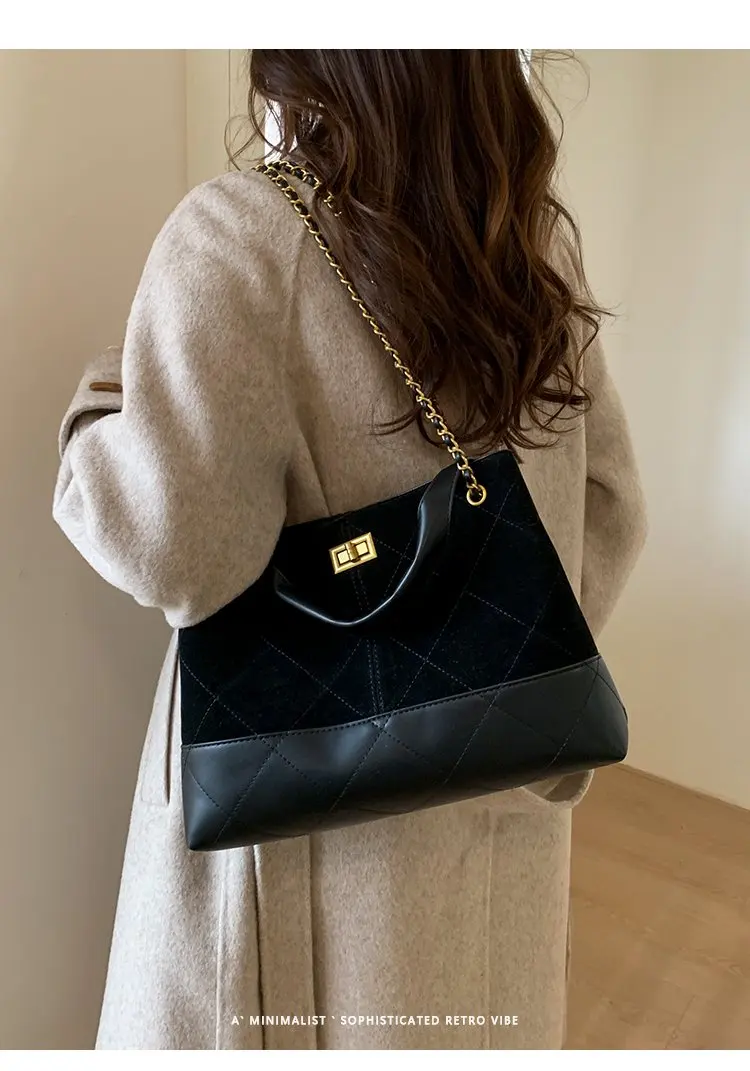 

Daily Scene Diaper Bag Suitable For Commuting Shopping Visiting And Other Parenting Related Activities