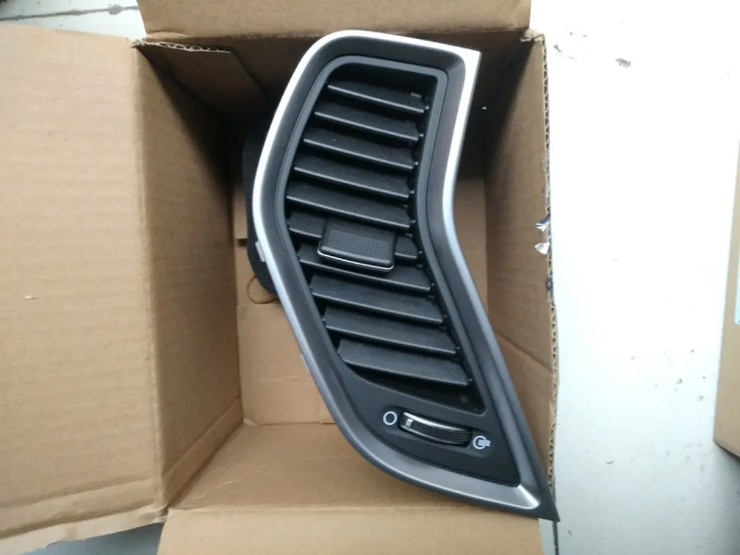For Hyundai IX45 Middle air vent of the instrument panel workbench and control console