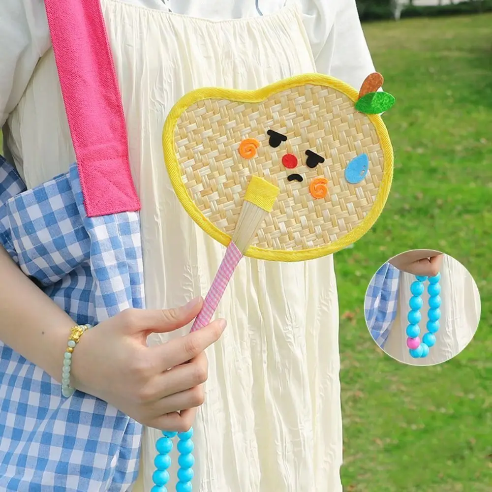 

Hand Cranked Cute Pu Fan Handmade Colorful Banana Fan Portable Durable Decorative Craft Fan Toy