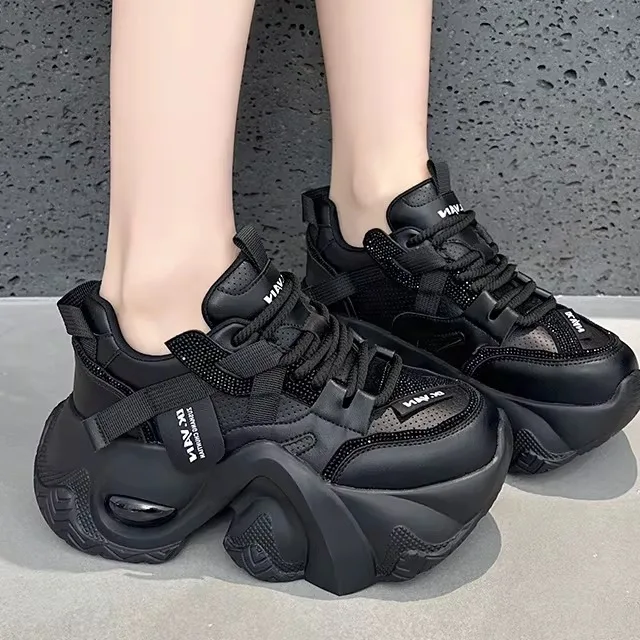 

Women's Dad Shoes Thick Bottom Breathable Lightweight Leather Sport Shoes Fashionable All-Match Low Top round Toe Gel Cushioning