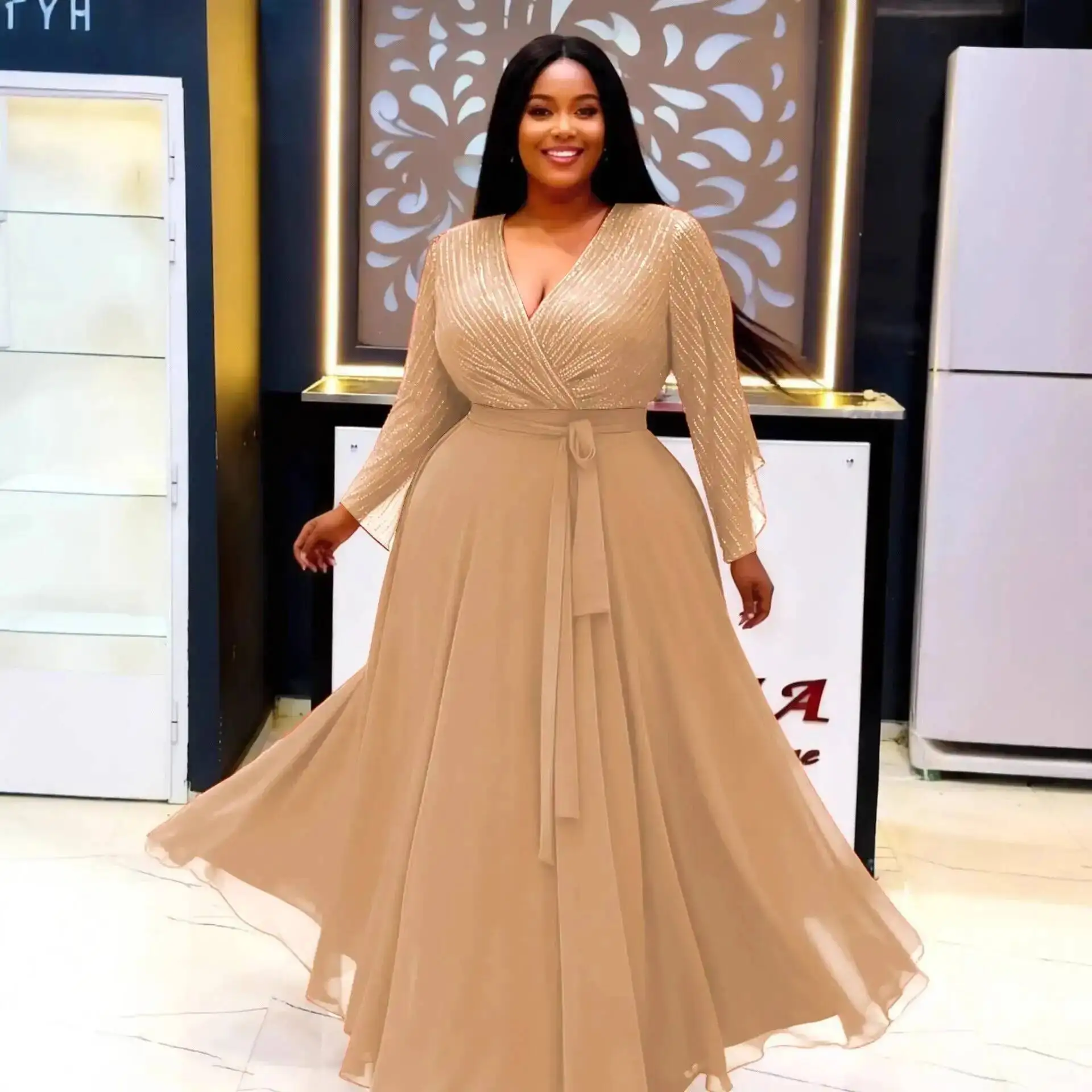 

Plus-size Women's Sequin V-neck Dress, Slimming And Elegant Gown With A Large Hem For Plus-size Ladies, Suitable For Parties Y2K
