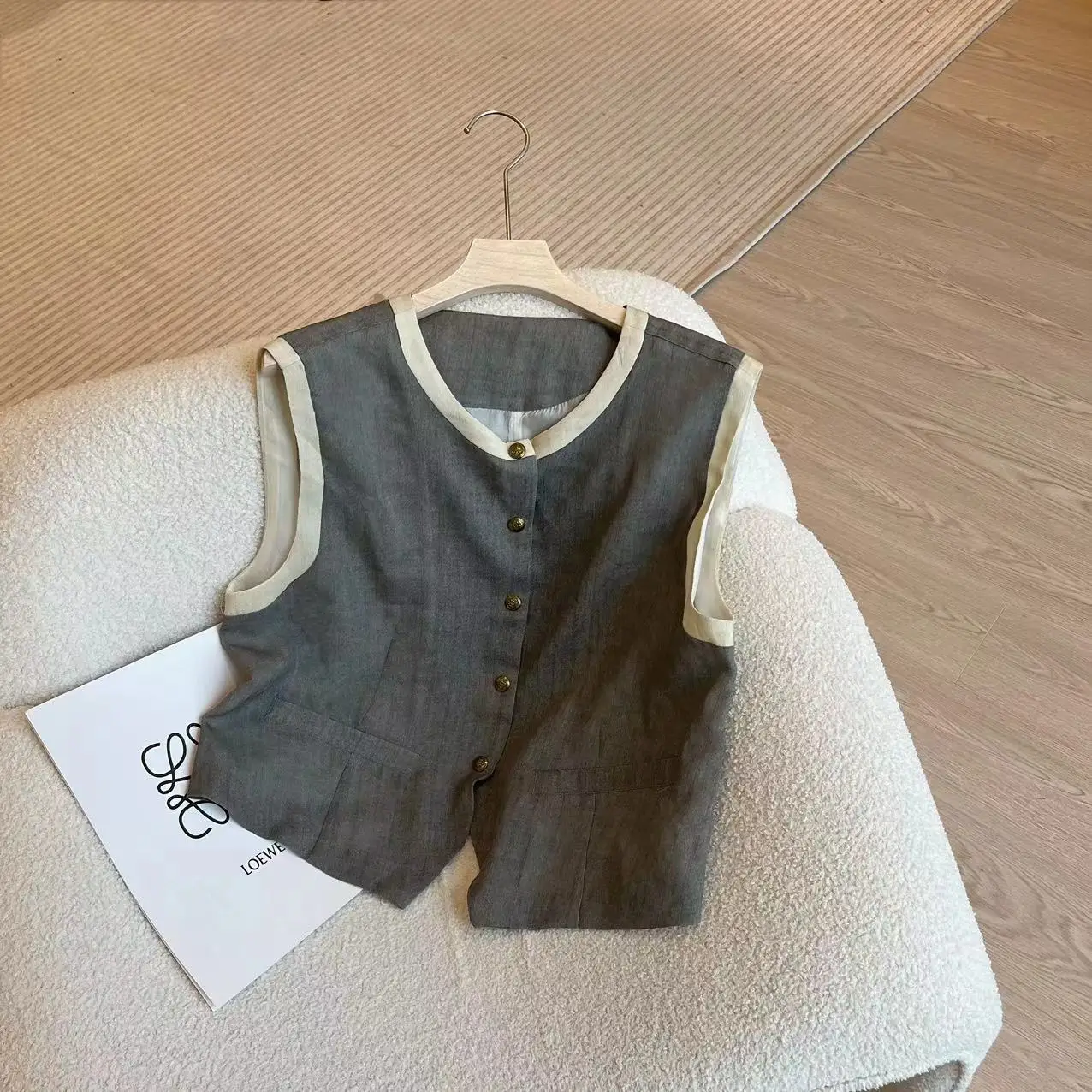 

French Vintage Style Color-contrasting Versatile Sleeveless Vest New Summer Top