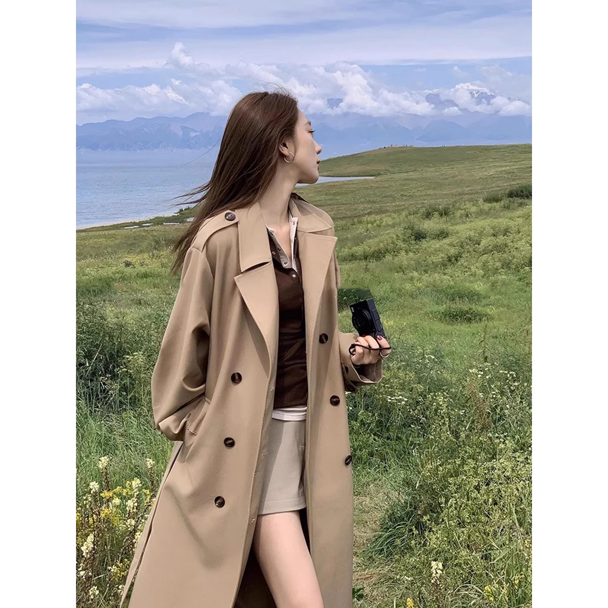 

Женское пальто цвета хаки 2025 года в корейском стиле, средней длины, маленького размера, высококачественная ветровка в британском стиле