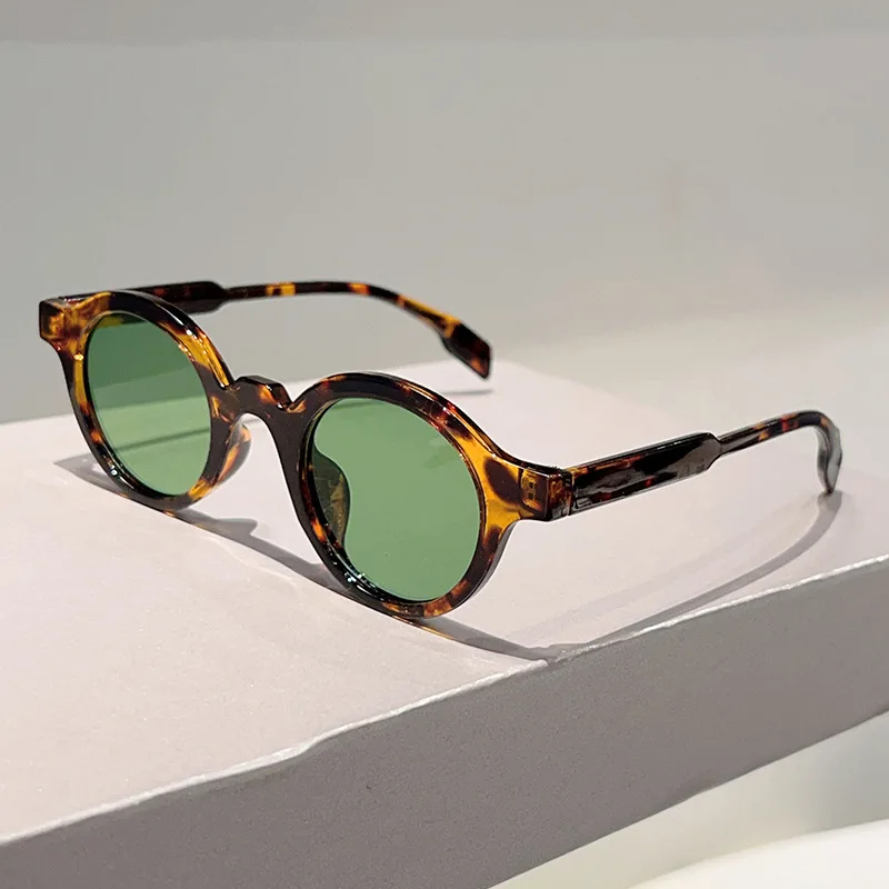 

New Oval Sunglasses Women Fashion Clear Candy Color Shades Outdoor UV400 Retro Round Frame Men DrivingTrending Sun Glasses