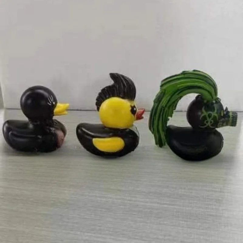 Cross Border Explosive Duckieville  Kill Matt Duck Dancer  Biochemical  Satan Duck Resin Small Ornament