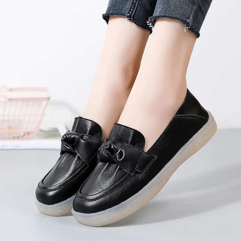 

Spring and Summer Women's Genuine Leather Women's Shoes Loafers Flat Moccasins Flat Mother Pregnant Women