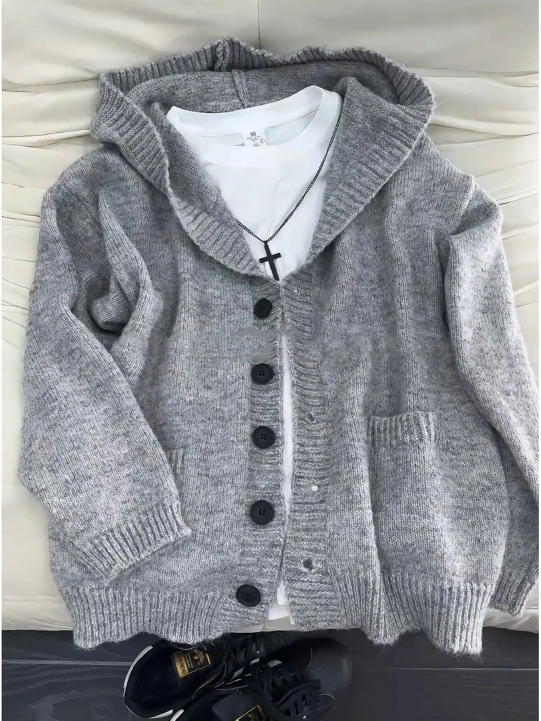 

Мужской вязаный кардиган свободного кроя с капюшоном, повседневная верхняя одежда для пар, мягкий полиэстер, осенний сезон