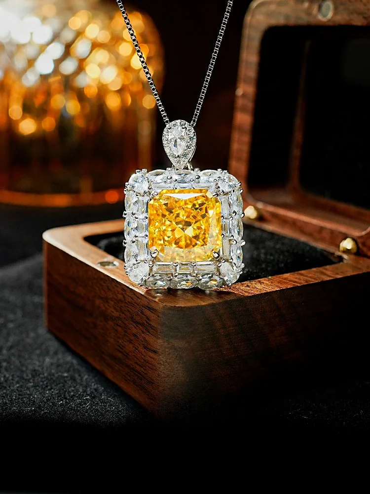 New Heavy Industry Luxury Square Diamond Crushed Ice Cut Pure Silver Pendant Set with High Carbon Diamond Banquet Wedding Jewelr