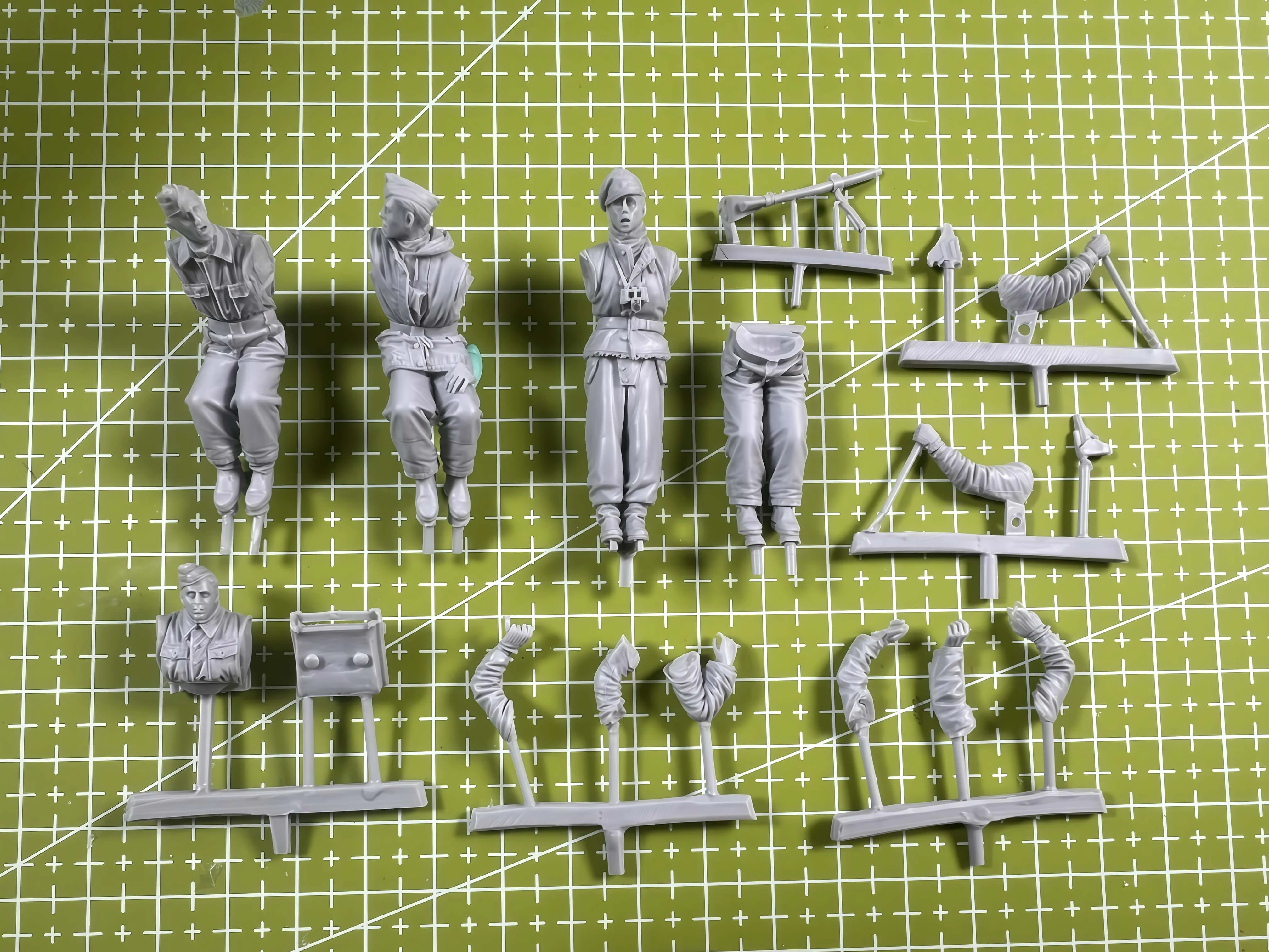 1: 35 Casting Resin Model Kit, Gk, 4-person Resin Grey Assembled Model, Unpainted