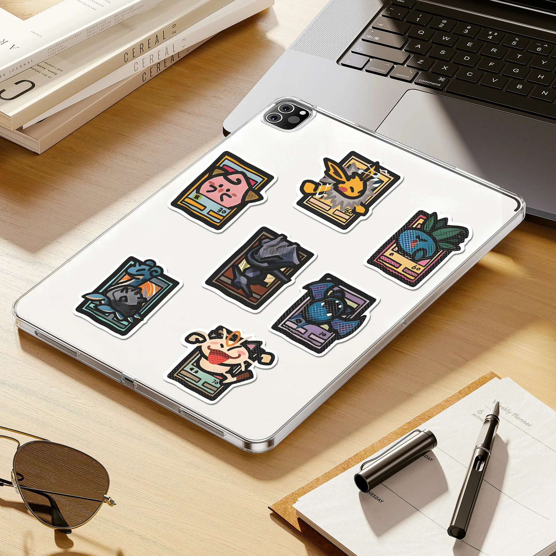 50 SZTUK Śmieszne Naklejki z Kartami Pokémon Kreskówkowe Urocze Anime Dekoracje Wodoodporne na Telefon Komórkowy, Laptop, Deskorolkę, Zabawki, Naklejki na Prezent