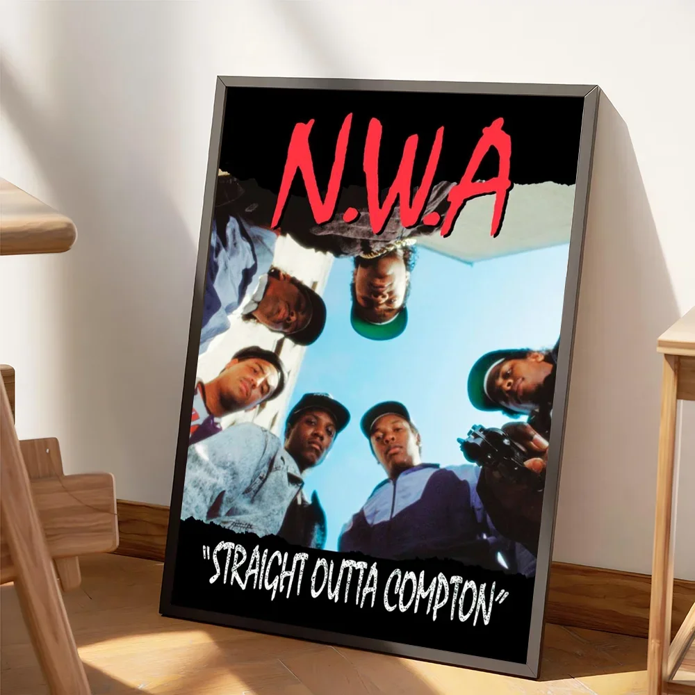 NWA مستقيم Outta Compton ملصقات الفيلم الكلاسيكي مقاوم للماء ورقة ملصق مقهى بار ديكور الفن ملصقات الحائط