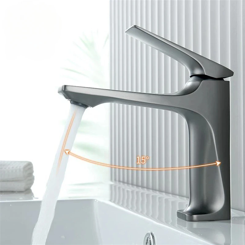NEW High-end Brass Core Modern Bathroom Sink Faucet Single Handle Deck Mounted Wash Basin Water Tap Hot And Cold Mixer