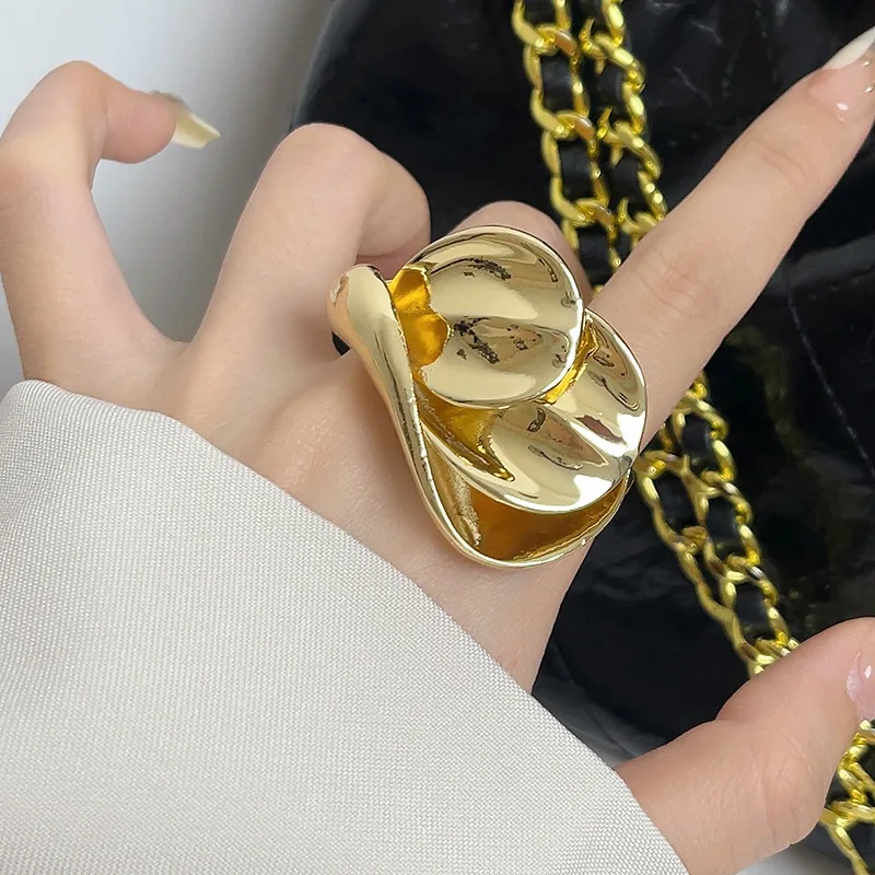 HUANZHI Metal Petal Shaped Smooth Thread Wave Geometry Double Finger Irregular Ring for Women Girls Unique Personality Jewelry