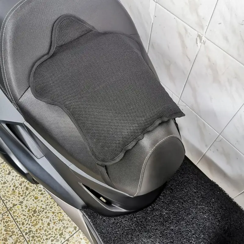 Motorrad-Gel-Sitzkissen, atmungsaktiv, wärmeisolierend, Luftpolsterbezug, rutschfest, Sonnenschutz, Stoßdämpfung, für alle Jahreszeiten – Detail 3