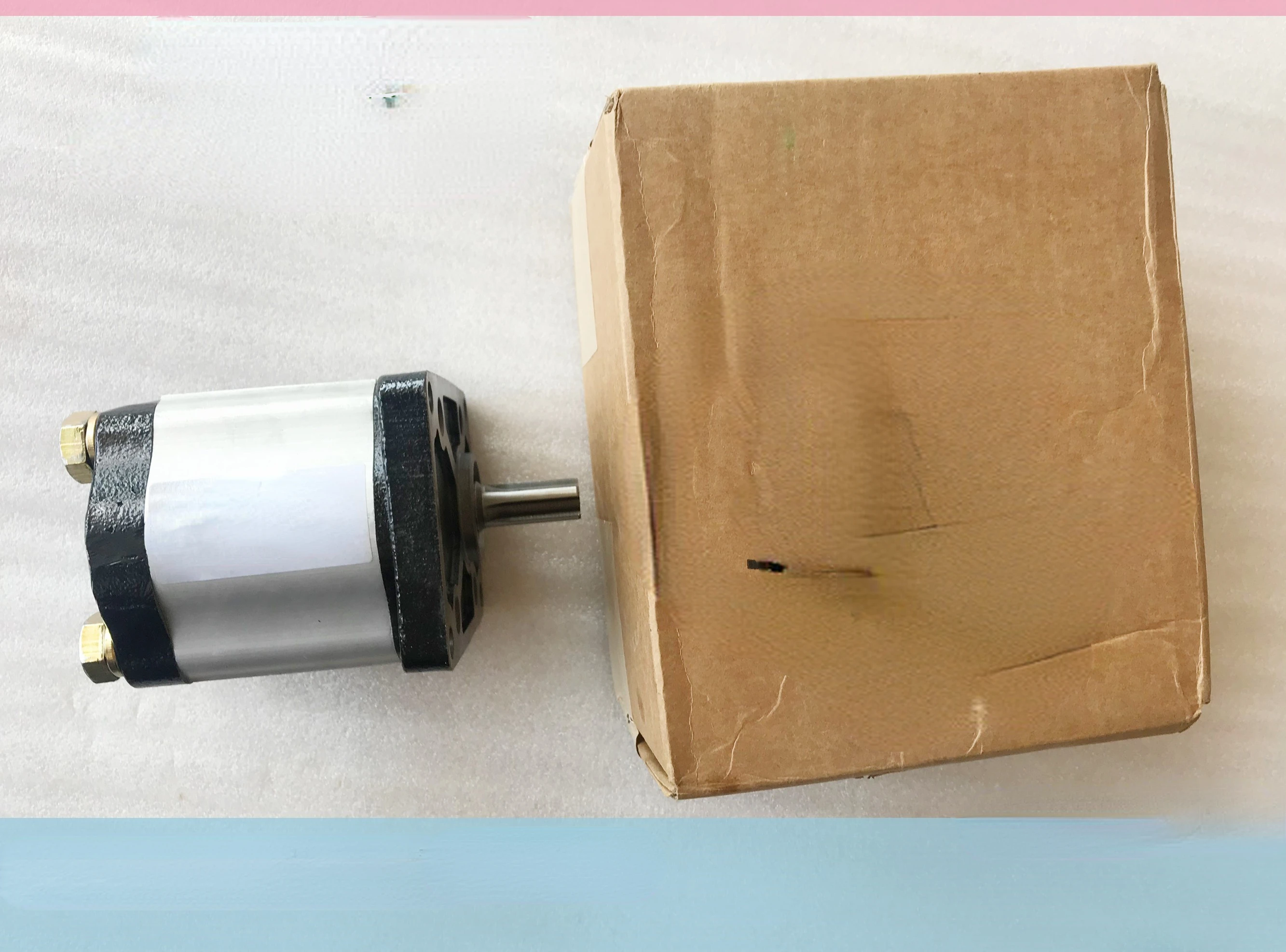 Suitable for Tractor 3 B554 484 454 Hydraulic Lift Pump Steering Oil Pump