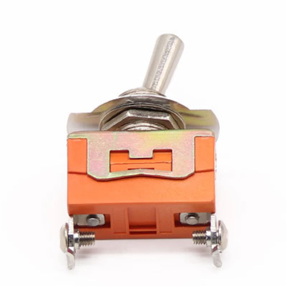 التحكم في الطاقة الموثوق به درجة حرارة التشغيل-25 85 مفتاح التشغيل والإيقاف 12 مم مفتاح ثقب المسمار مستوى الحماية IP54