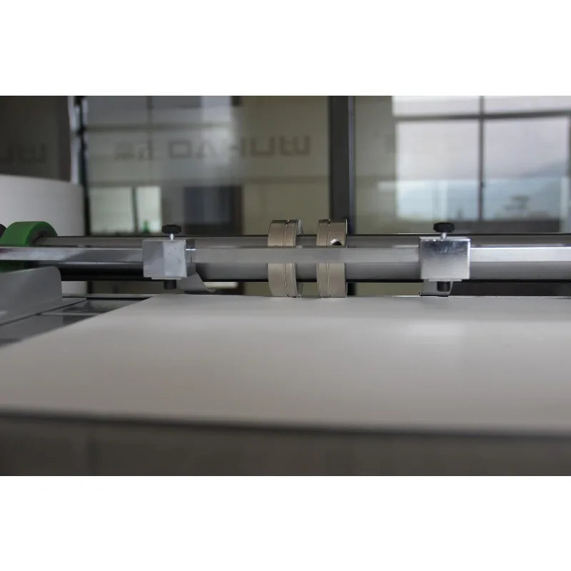 2026 Electric Multifunctional Paper Perforating Creasing Machine 660E Factory Price