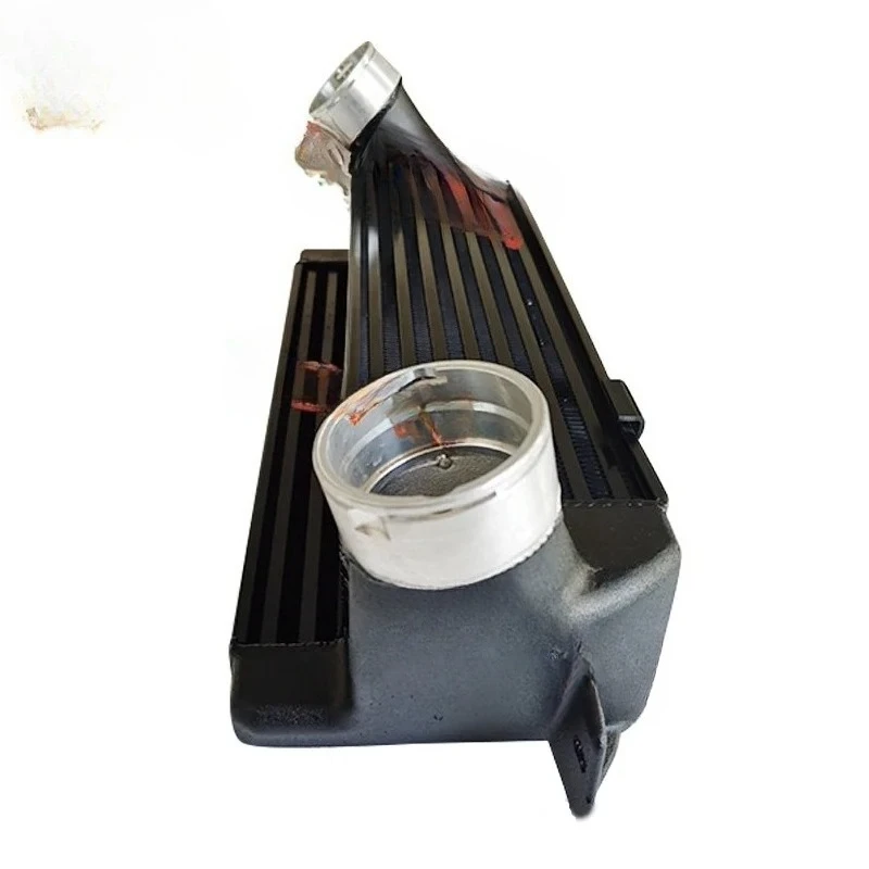 Modified Intercooler for E82/E88/E90/E92 135i/335i/Z4, High-Performance Intake Cooling Solution