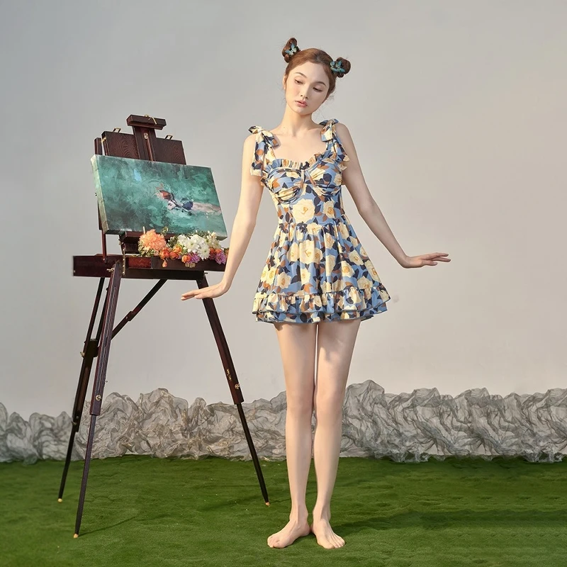 Oil Paint, Beautiful 2025 New Popular Conservative Slightly Fat Meat Hot Spring Swimsuit Women