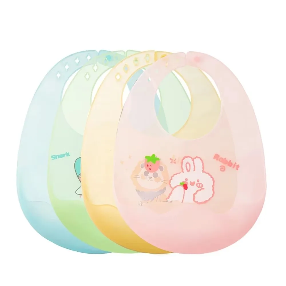 Babadores de bebê fofos à prova d'água, silicone macio, coisas para bebês, ajustável, leve, avental de comida para crianças, material de alimentação de bebê