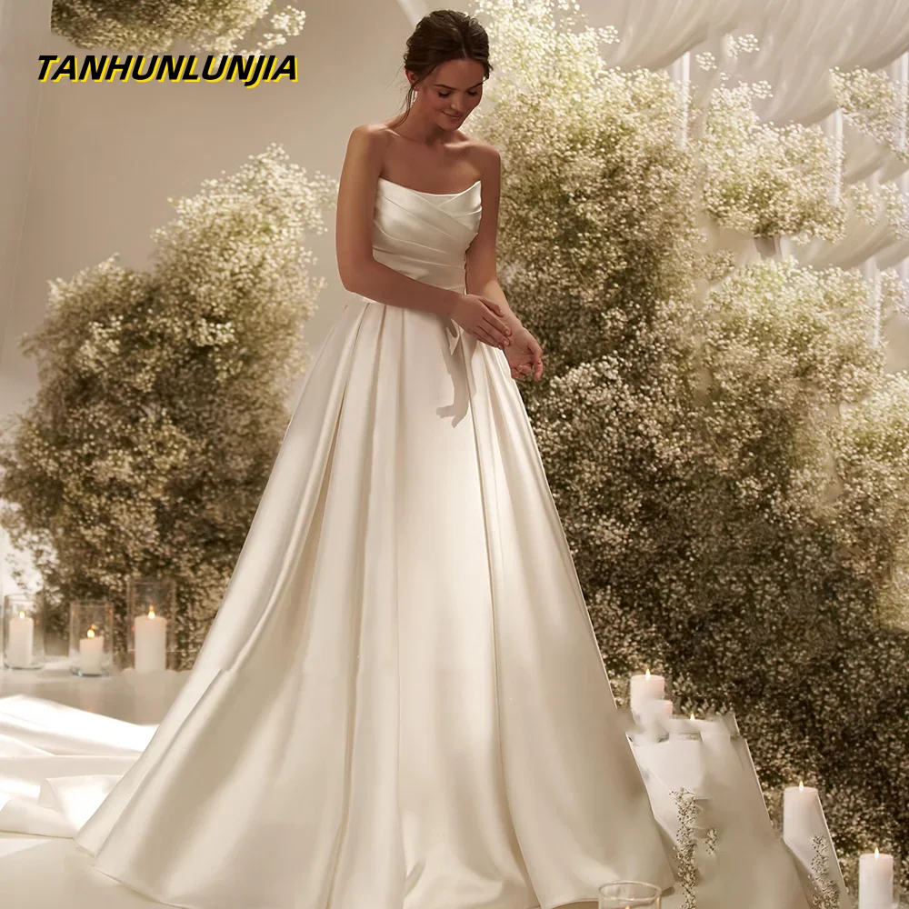 

Elegant Satin Wedding Dresses Strapless Pleats A-Line Ball Beach Bridal Gown Straps Ruffle V Corset Customized Bride Dress