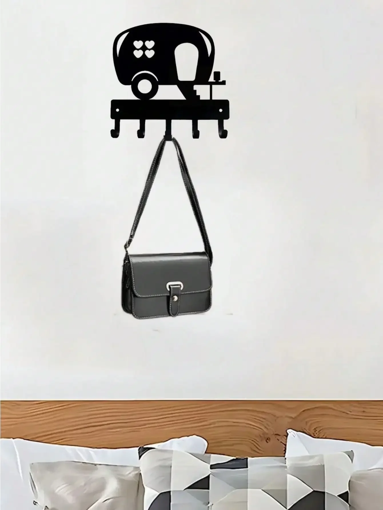 CIFBUY Camper Trailer Metal Key Holder Wall Mount RV Camper Key Rack 5 Hooks Home Decor Gift