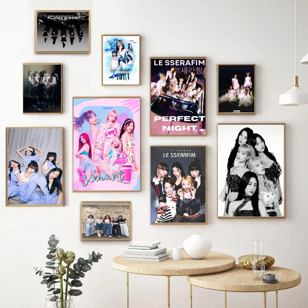 Kpop LE-SSERAFIM Girl Classic Vintage Posters Decoracion Painting Wall Art White Kraft Paper Kawaii Room Decor