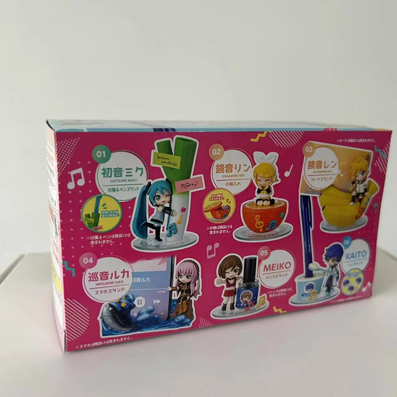 In scatola 1 pz stile casuale Anime Hatsune Miku KAITO festa sulla scrivania Figura kawaii PVC Modello Giocattoli in miniatura Bambola Regali da collezione
