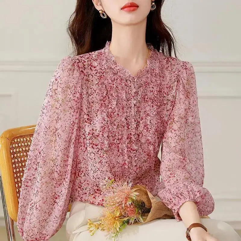 

2025 Autumn New Pullover French Temperament Commuting Versatile Top Chiffon Floral Shirt Women