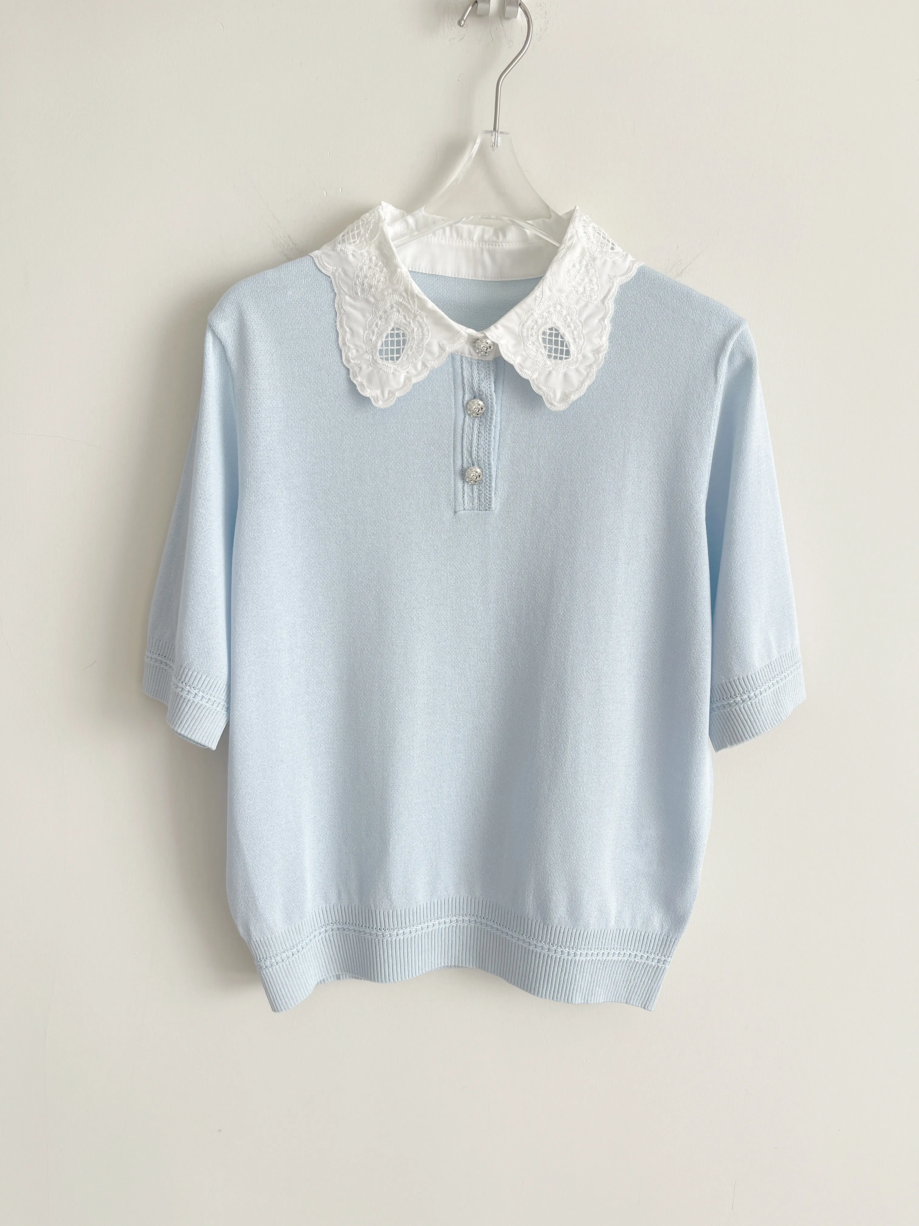 

Comfortable Skin-Friendly Breathable Short Sleeve Knitted Shirt Korean Style Casual Daily Lace Collar 2026 Summer New Arrival